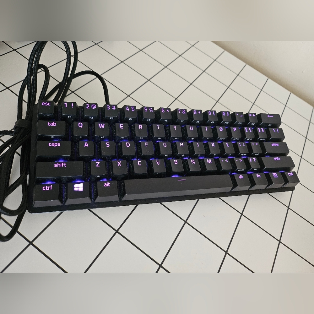 Razer - Huntsman Mini 60% Wired Optical Linear Switch Gaming Keyboard with Chrom
